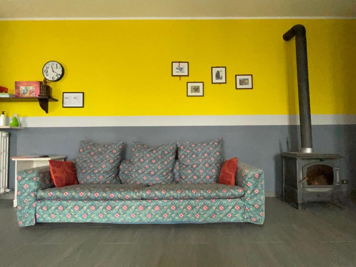 Delightful Home-lovely Hill View *